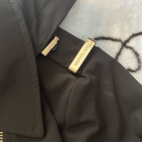 Micheal Kors hooded jacket with belt size XS - Picture 3 of 8